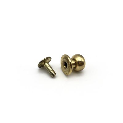 Nipple rivet